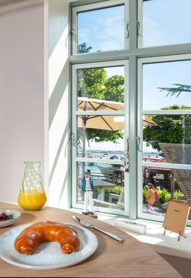 Appartement Kapitaenshaus In Wasserlage! Traumapartments Warnemuende